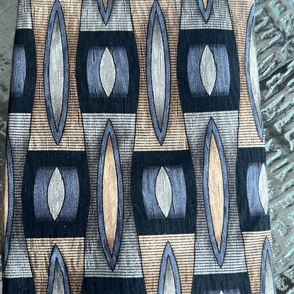 Dress tie - Picture 2 of 5